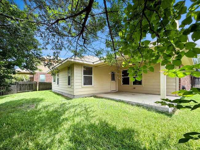 4235 Fairmeadow Dr in Round Rock, TX - Building Photo - Building Photo