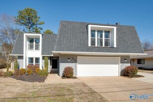 2013 Wrenwood Dr SE in Huntsville, AL - Building Photo