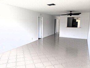 13283 Pineapple Palm Ct in Delray Beach, FL - Building Photo - Building Photo