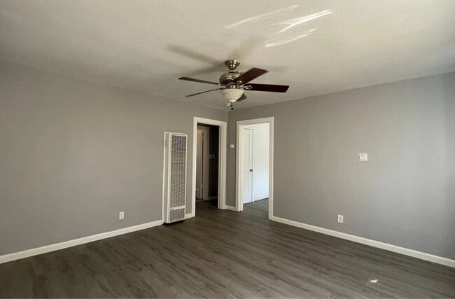 315 E Franklin Ave
