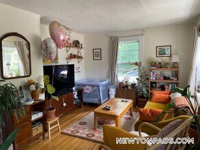 49 Jerome Ave in Newton, MA - Building Photo - Building Photo