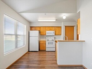 6305F Chapel Hill Blvd in Pasco, WA - Building Photo - Building Photo