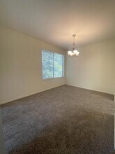 3316 Brittan Ave, Unit 12 in San Carlos, CA - Building Photo - Building Photo