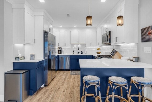 property at 1721 Centre St