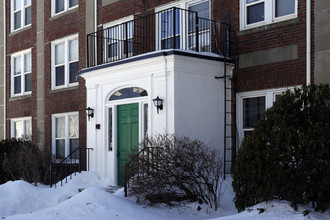 21 Kemper St in Quincy, MA - Foto de edificio - Building Photo