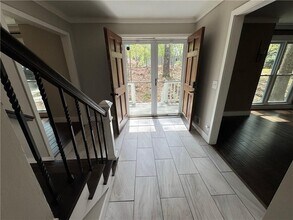 2110 Six Branches Dr in Roswell, GA - Building Photo - Building Photo