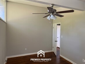 2322 Rodgers Dr NE in Huntsville, AL - Building Photo - Building Photo