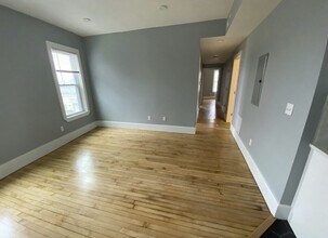 287 Hancock St, Unit 2 in Boston, MA - Building Photo - Building Photo