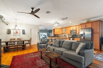 140 Clinton St in Schenectady, NY - Building Photo - Building Photo