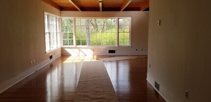 731 W Charlton St in Milledgeville, GA - Building Photo - Building Photo