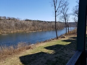 690 Fall Creek Dr in Branson, MO - Building Photo - Building Photo