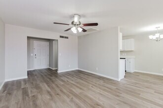 6761 E Fayette St in Tucson, AZ - Foto de edificio - Building Photo