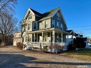 48 Cedar St in Branford, CT - Building Photo - Building Photo