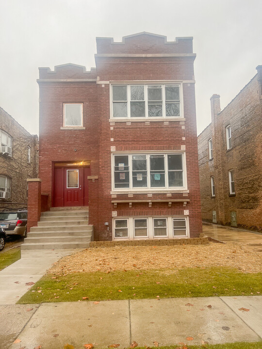 1935 Gunderson Ave in Berwyn, IL - Building Photo