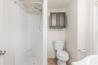 139 Leona Ave in Woodbury, NJ - Building Photo - Building Photo