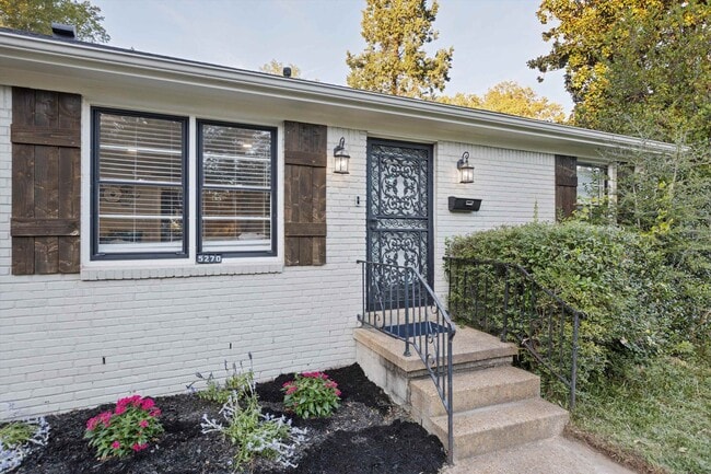 5270 Edenshire Ave in Memphis, TN - Building Photo - Building Photo