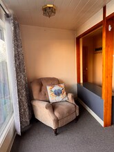 12590 Seabeck Hwy NW in Seabeck, WA - Foto de edificio - Building Photo