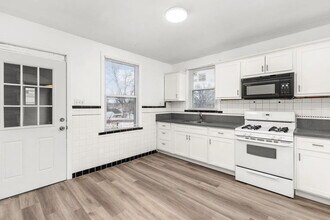 6320 Graham Rd in Berkeley, MO - Building Photo - Building Photo