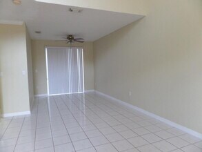 2233 NW 161st Ave in Pembroke Pines, FL - Building Photo - Building Photo