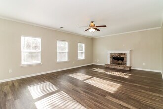 767 Fieldcrest Dr in Dallas, GA - Building Photo - Building Photo