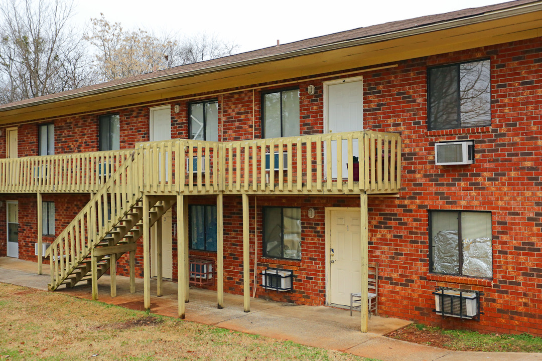 Biltmore Place Apartments in Huntsville, AL - Building Photo