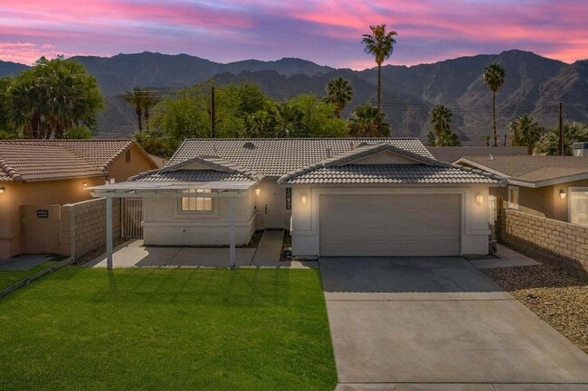 property at 51905 Avenida Velasco