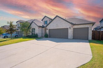 503 Upper Falls Ln in Mansfield, TX - Building Photo - Building Photo