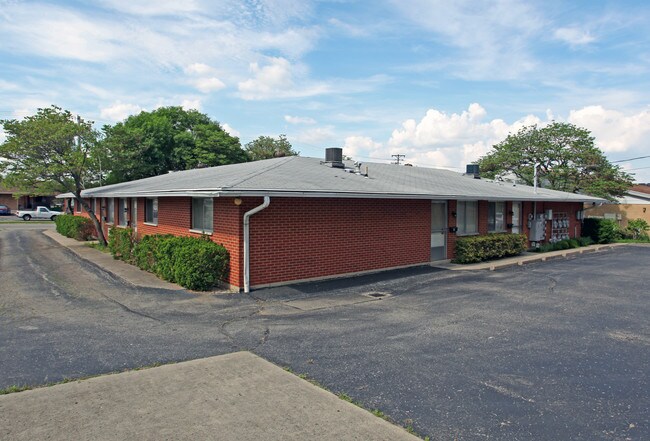 314 Kenbrook Dr in Vandalia, OH - Foto de edificio - Building Photo