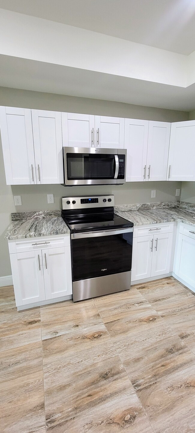 4716 26th St SW in Lehigh Acres, FL - Building Photo - Building Photo