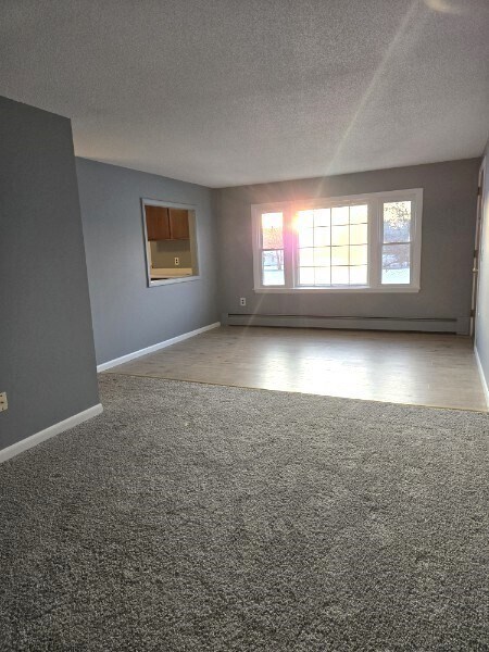 19 Chapman Ave in West Brookfield, MA - Building Photo - Building Photo