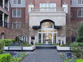 50 Biscayne Dr NW in Atlanta, GA - Building Photo