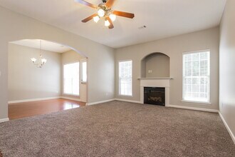 150 Preserve Dr in Newnan, GA - Foto de edificio - Building Photo