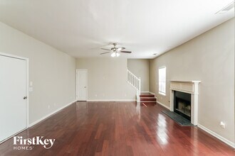 2102 Boulder Gate Dr in Ellenwood, GA - Building Photo - Building Photo