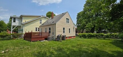 7335 Maple St in Dearborn, MI - Building Photo - Building Photo
