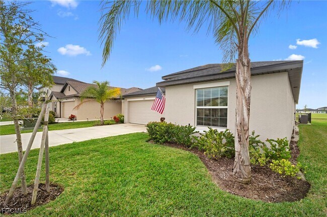 17741 Paradiso Wy in North Fort Myers, FL - Building Photo - Building Photo