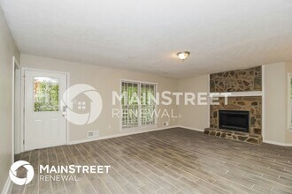 345 Justin Dr in Dallas, GA - Building Photo - Building Photo