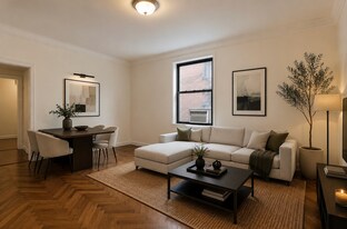 113 W 13th St, Unit 2a in New York, NY - Building Photo
