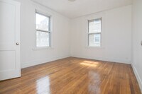 15 Scottfield Rd, Unit 3 photo'