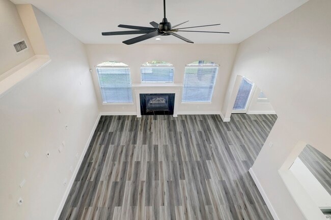 property at 4615 Russett Ln