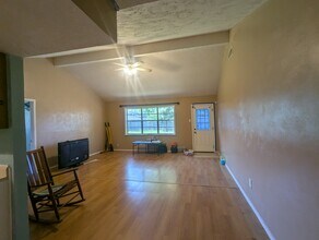 1820 Aspen Ln in Seabrook, TX - Building Photo - Building Photo