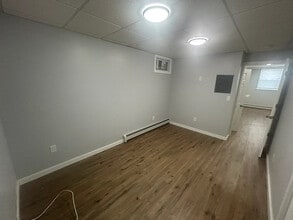 1150 Mary St, Unit 2L, Elizabeth, NJ 07201 in Elizabeth, NJ - Foto de edificio - Building Photo