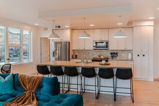 320 N 490 W in Salt Lake City, UT - Building Photo - Building Photo