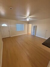 1214 1/2 W 90th Pl in Los Angeles, CA - Building Photo - Building Photo