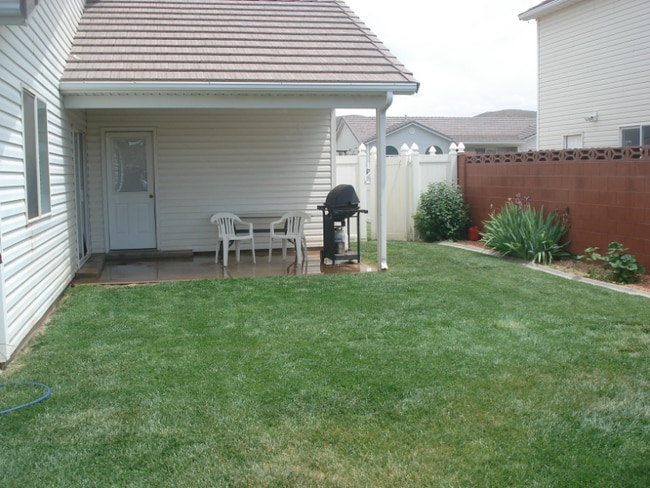 831 N 100 W in Hurricane, UT - Building Photo - Building Photo