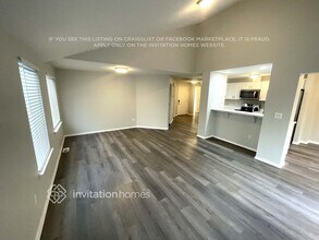 5485 Trosper Lake St SW in Tumwater, WA - Building Photo - Building Photo