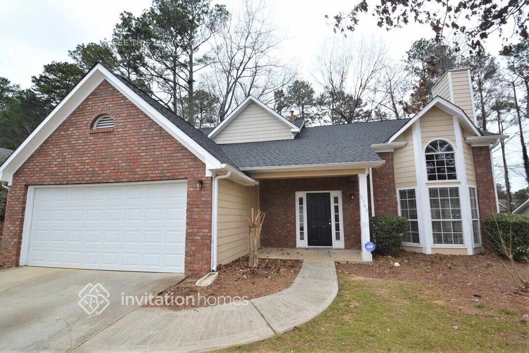2342 Cheyenne Ln NW in Lawrenceville, GA - Building Photo