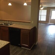 1012 Live Oak St in Lake Charles, LA - Building Photo - Building Photo