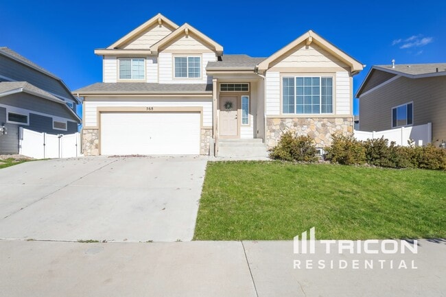 property at 568 Ellingwood Point Dr