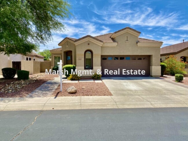 6827 S St Andrews Way in Gilbert, AZ - Building Photo - Building Photo