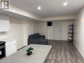 118 Blackwell Cres in Bradford West Gwillimbury, ON - Building Photo - Building Photo